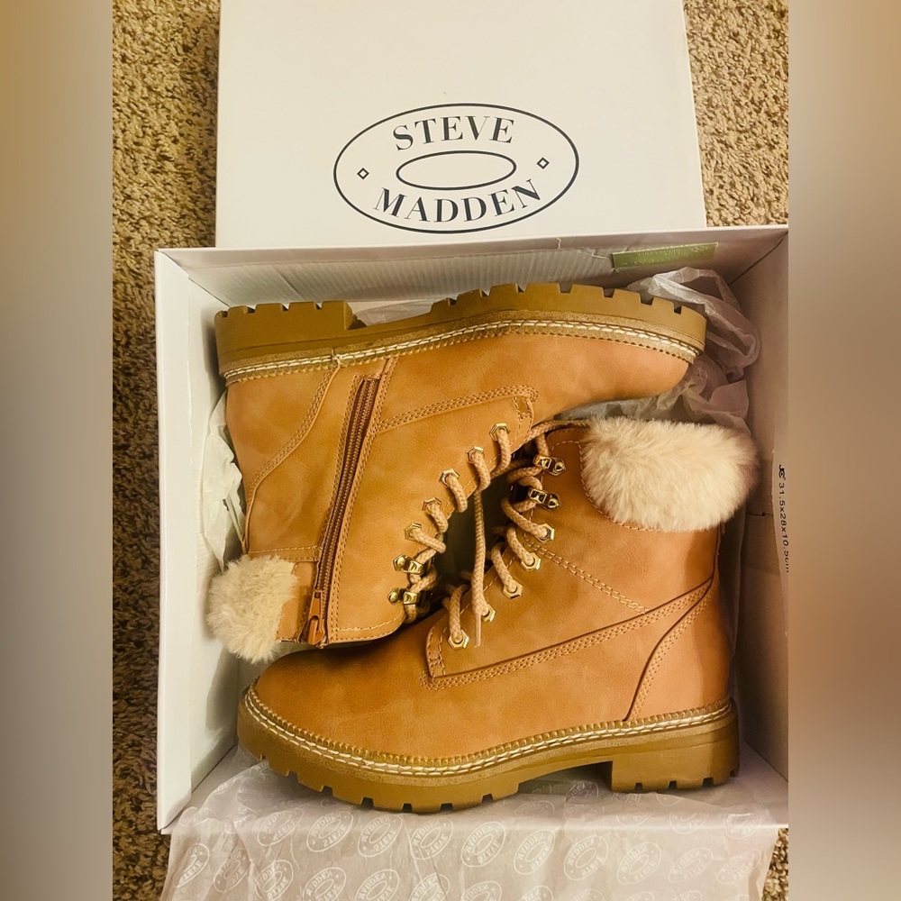 STEVE MADDEN BOOTS